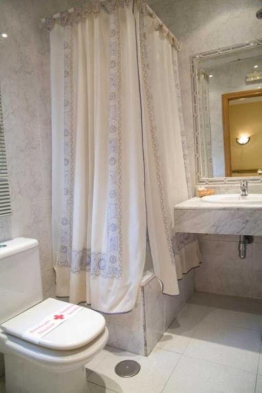 Hostal Colon Хетафе Номер фото