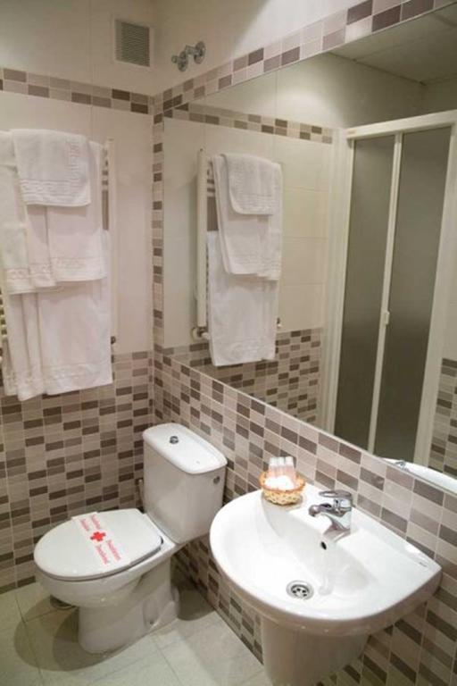 Hostal Colon Хетафе Номер фото